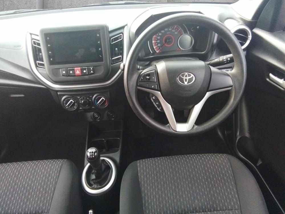 Toyota Vitz 1.0 Xr