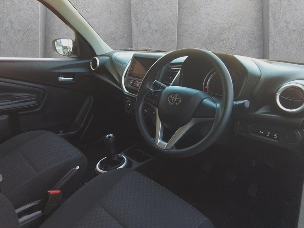 Toyota Vitz 1.0 Xr