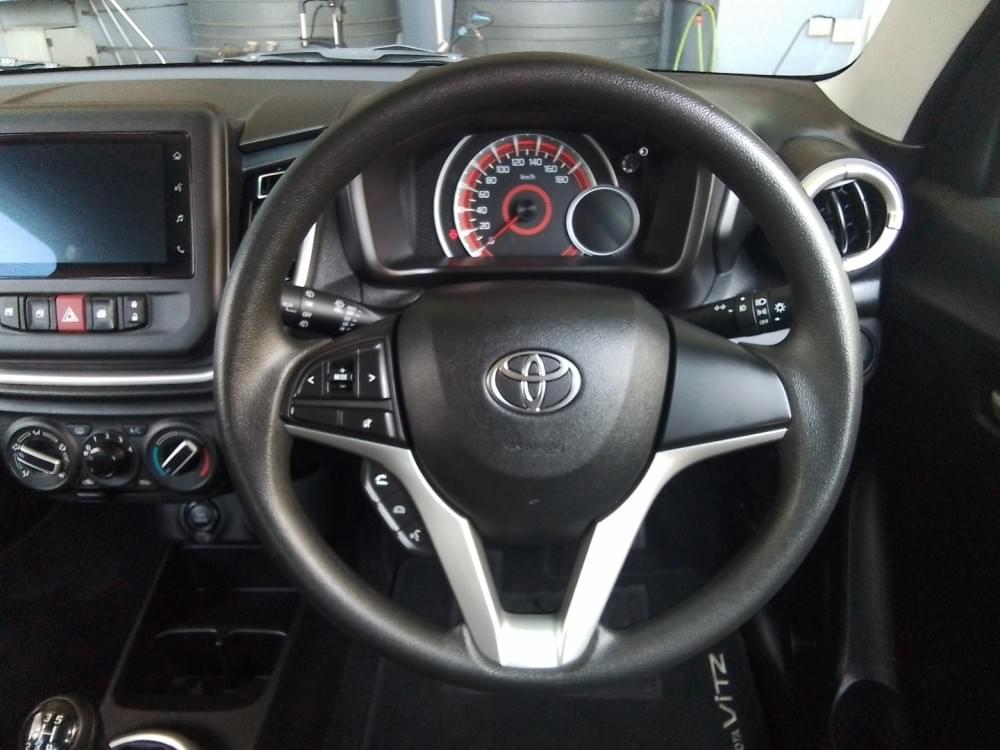 Toyota Vitz 1.0 Xr