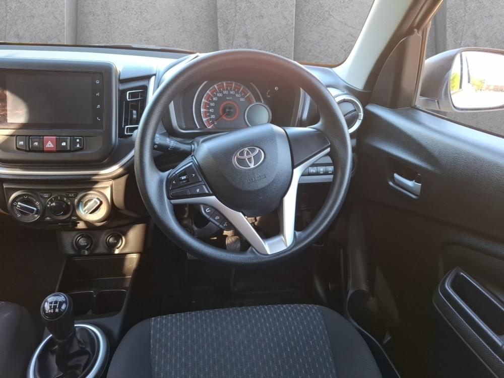 Toyota Vitz 1.0 Xr