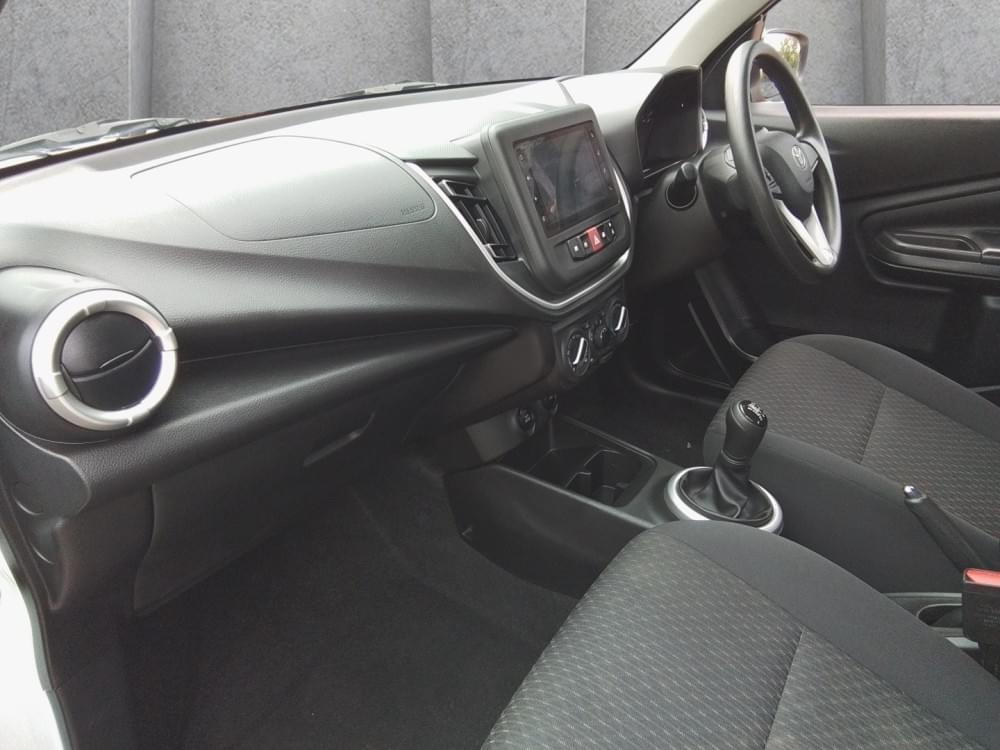 Toyota Vitz 1.0 Xr