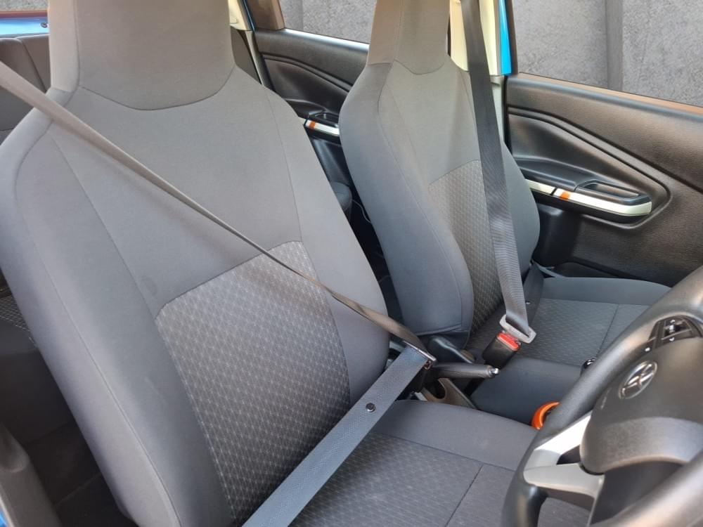 Toyota Vitz 1.0 Xr X-Cite