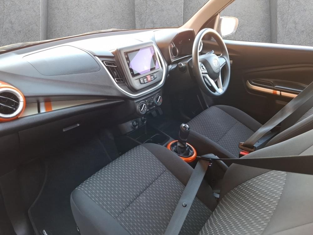 Toyota Vitz 1.0 Xr X-Cite