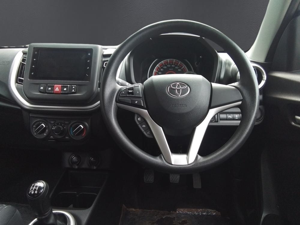 Toyota Vitz 1.0 Xr