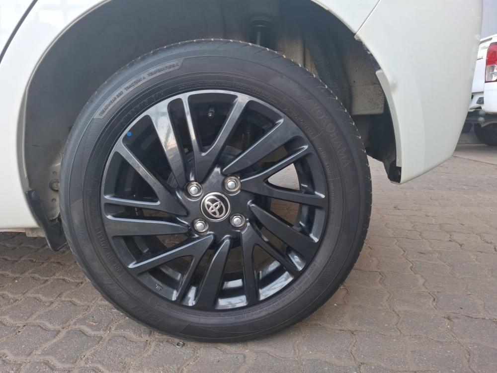 Toyota Vitz 1.0 Xr