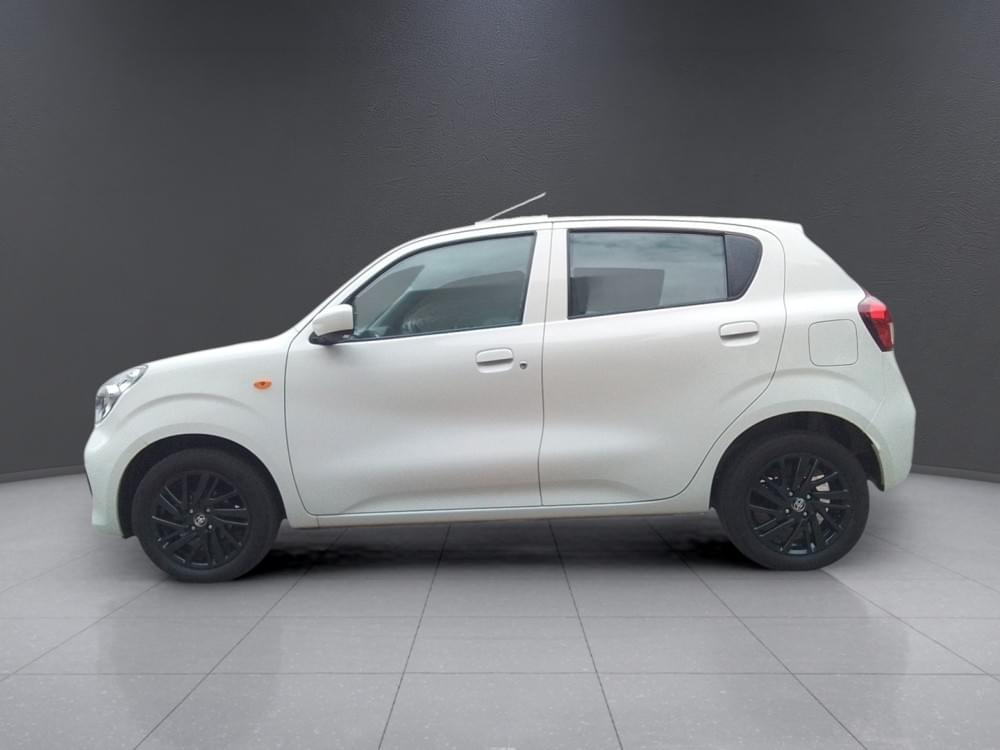 Toyota Vitz 1.0 Xr Amt