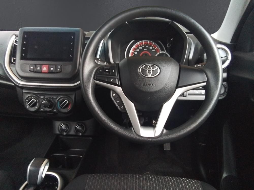 Toyota Vitz 1.0 Xr Amt