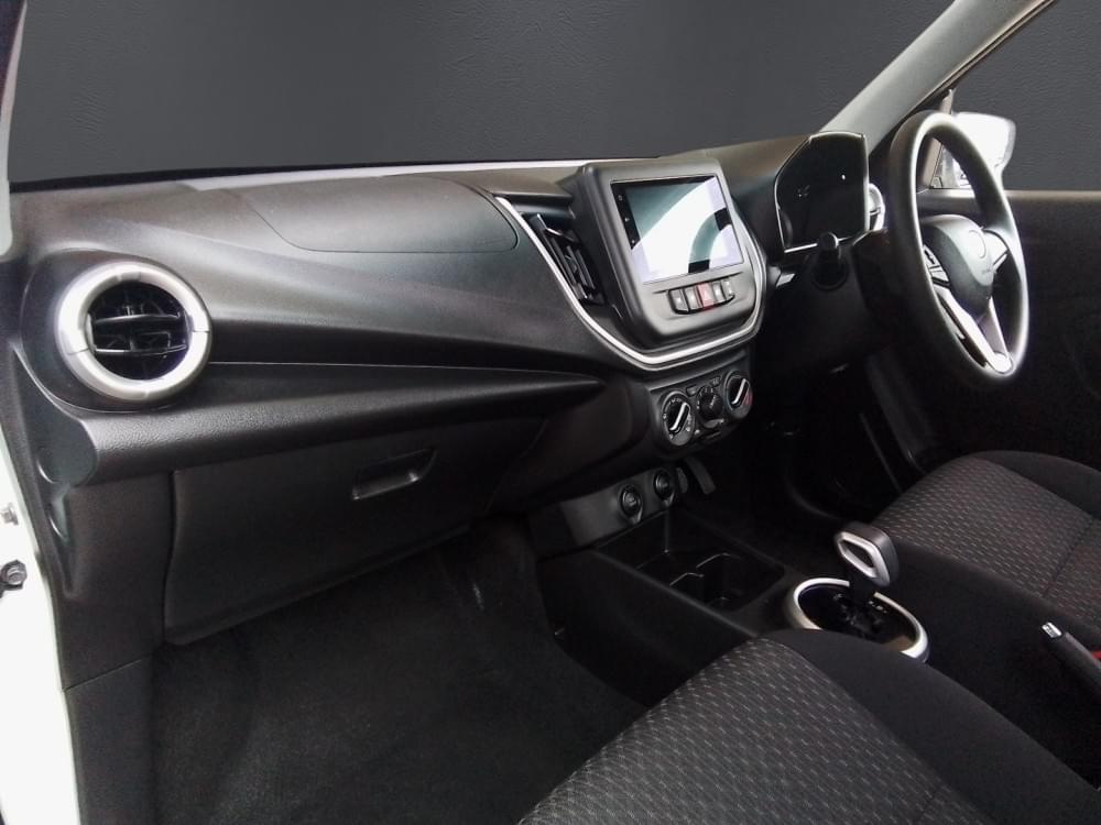 Toyota Vitz 1.0 Xr Amt