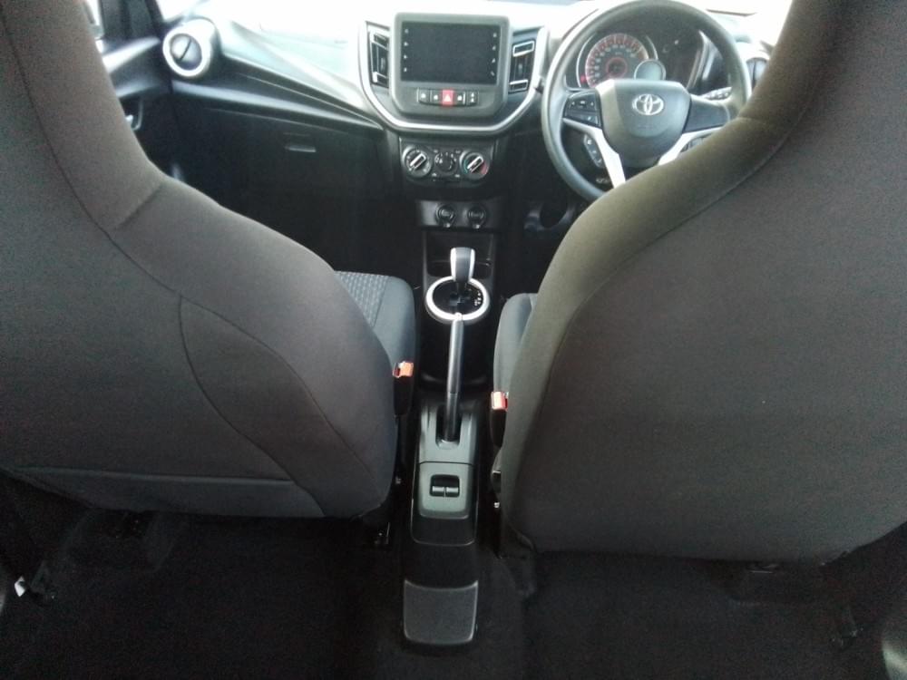 Toyota Vitz 1.0 Xr Amt