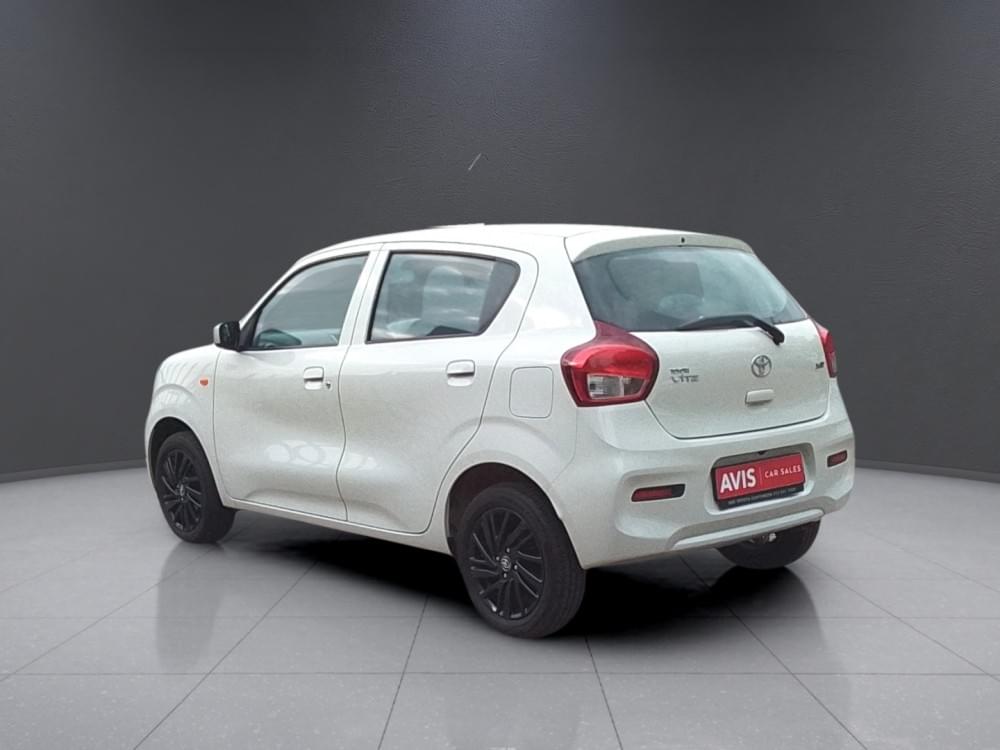 Toyota Vitz 1.0 Xr Amt