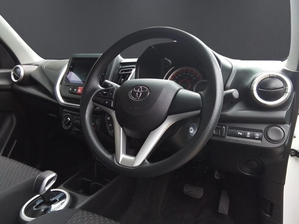 Toyota Vitz 1.0 Xr Amt
