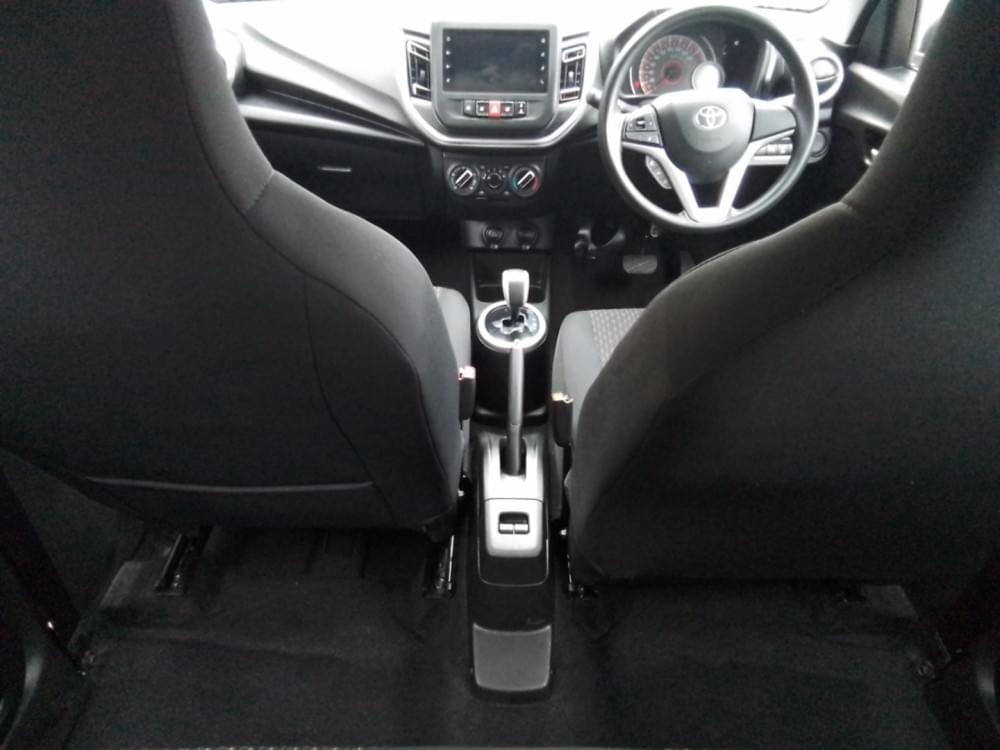 Toyota Vitz 1.0 Xr Amt