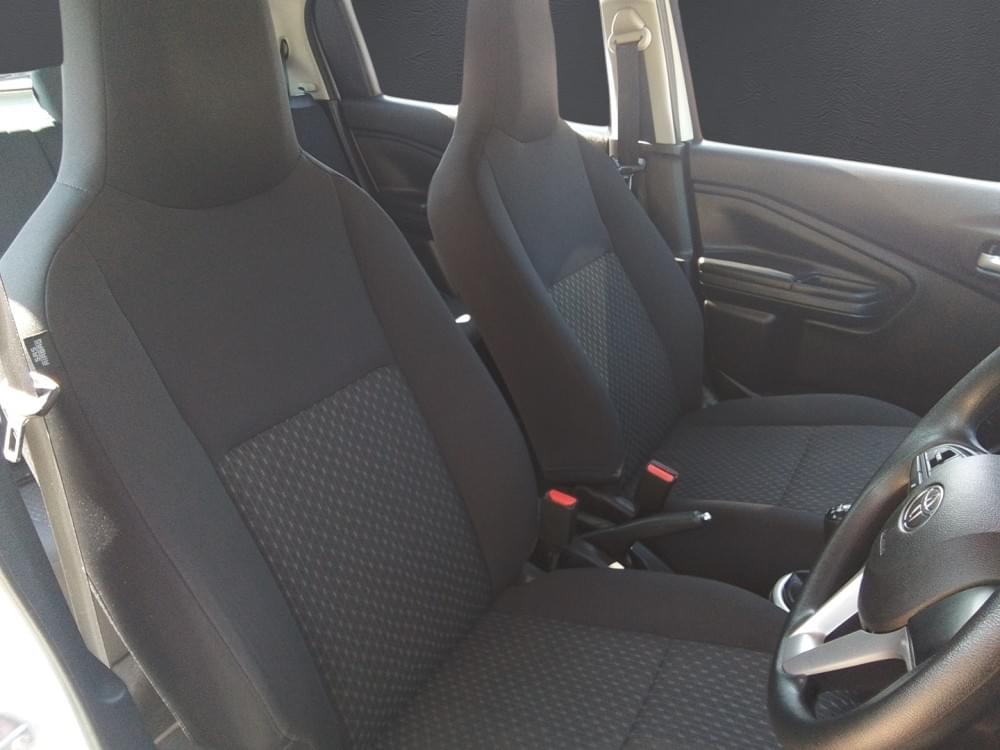 Toyota Vitz 1.0 Xr