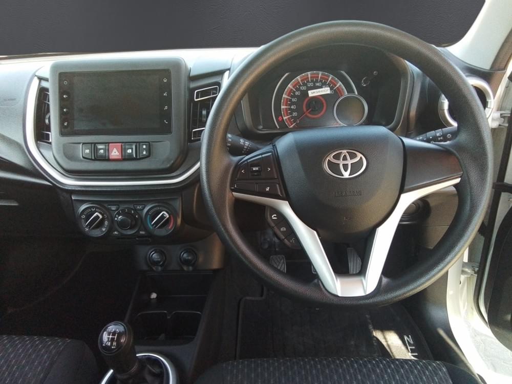 Toyota Vitz 1.0 Xr