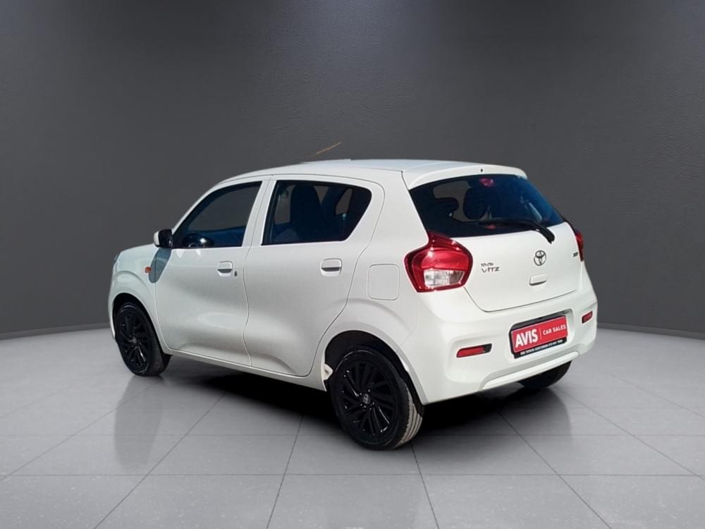 Toyota Vitz 1.0 Xr Mt