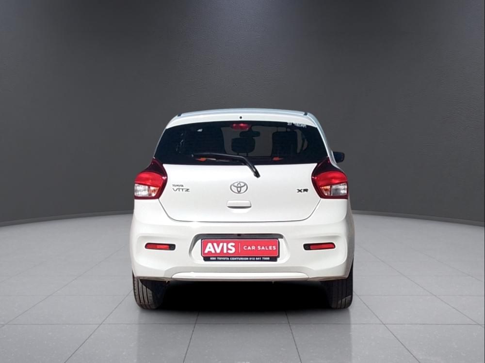 Toyota Vitz 1.0 Xr Mt