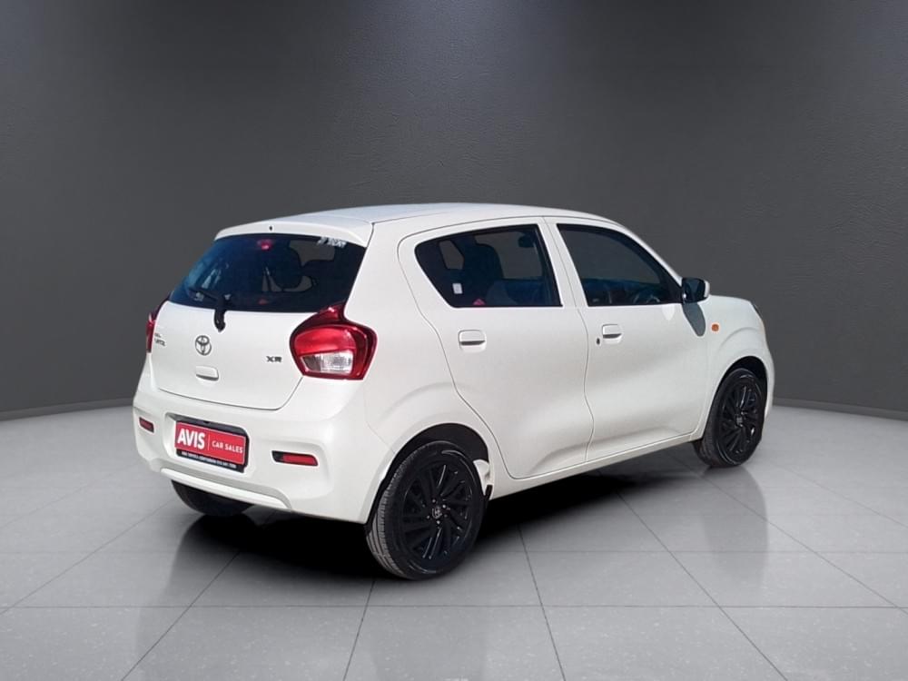 Toyota Vitz 1.0 Xr Mt