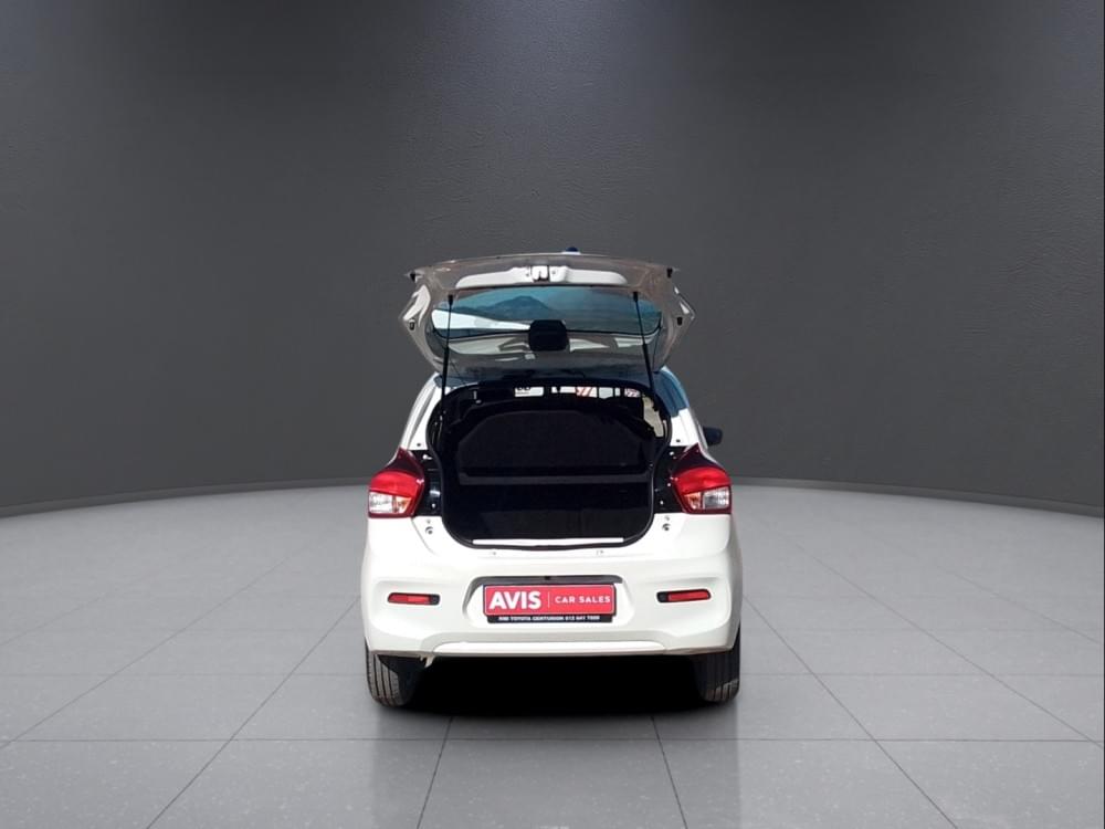 Toyota Vitz 1.0 Xr Mt