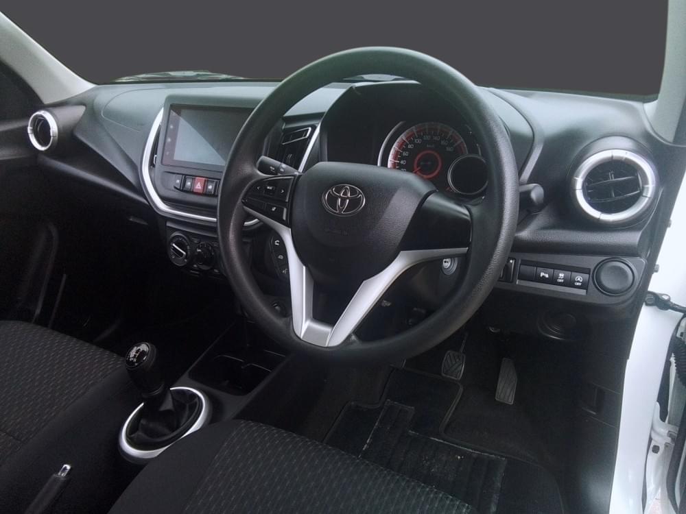 Toyota Vitz 1.0 Xr