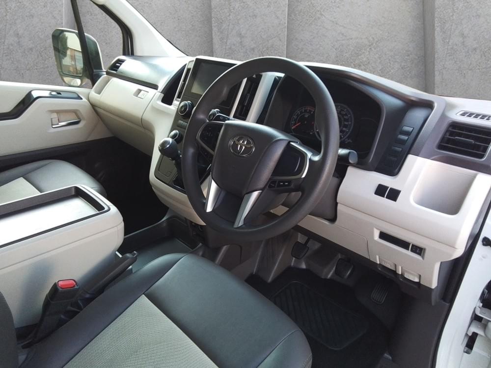 Toyota Quantum 2.8 Gl 11-Seater Lwb