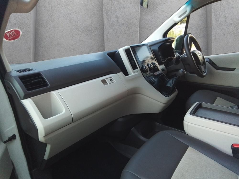 Toyota Quantum 2.8 Gl 11-Seater Lwb