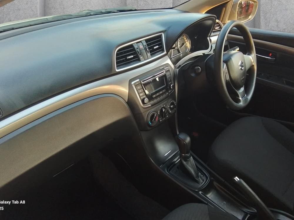 Suzuki Ciaz 1.5 Gl At