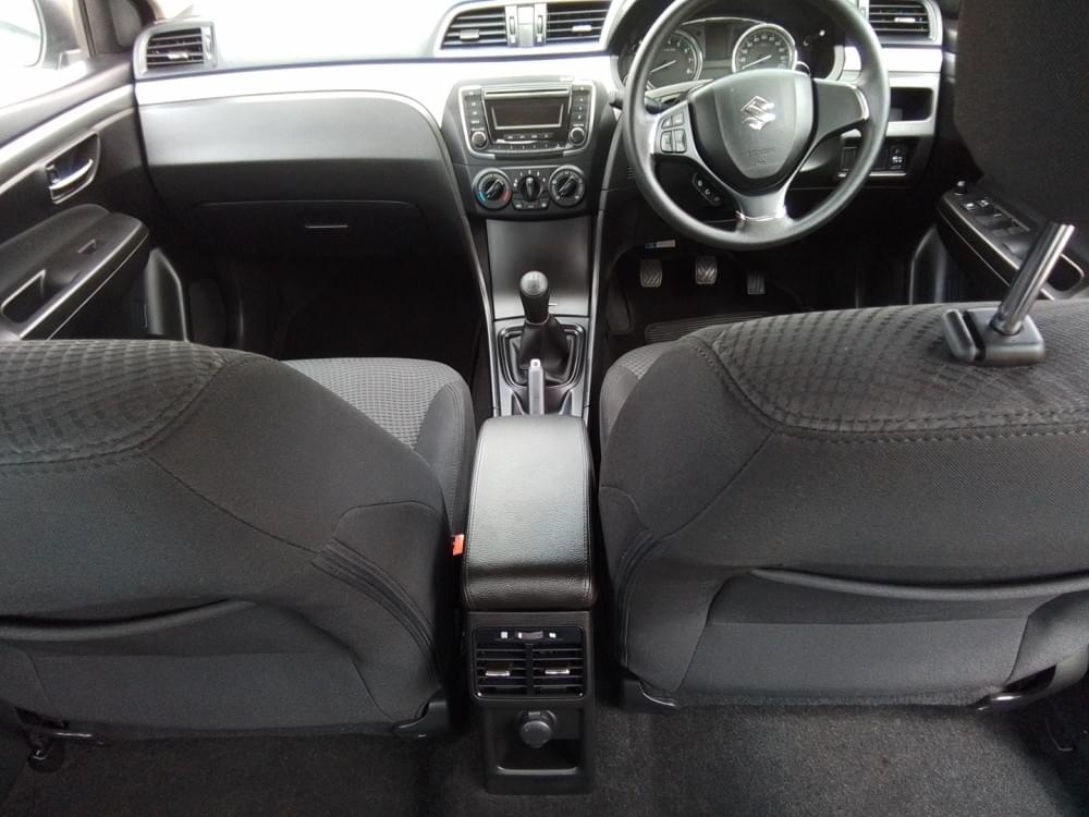 Suzuki Ciaz 1.5 Gl