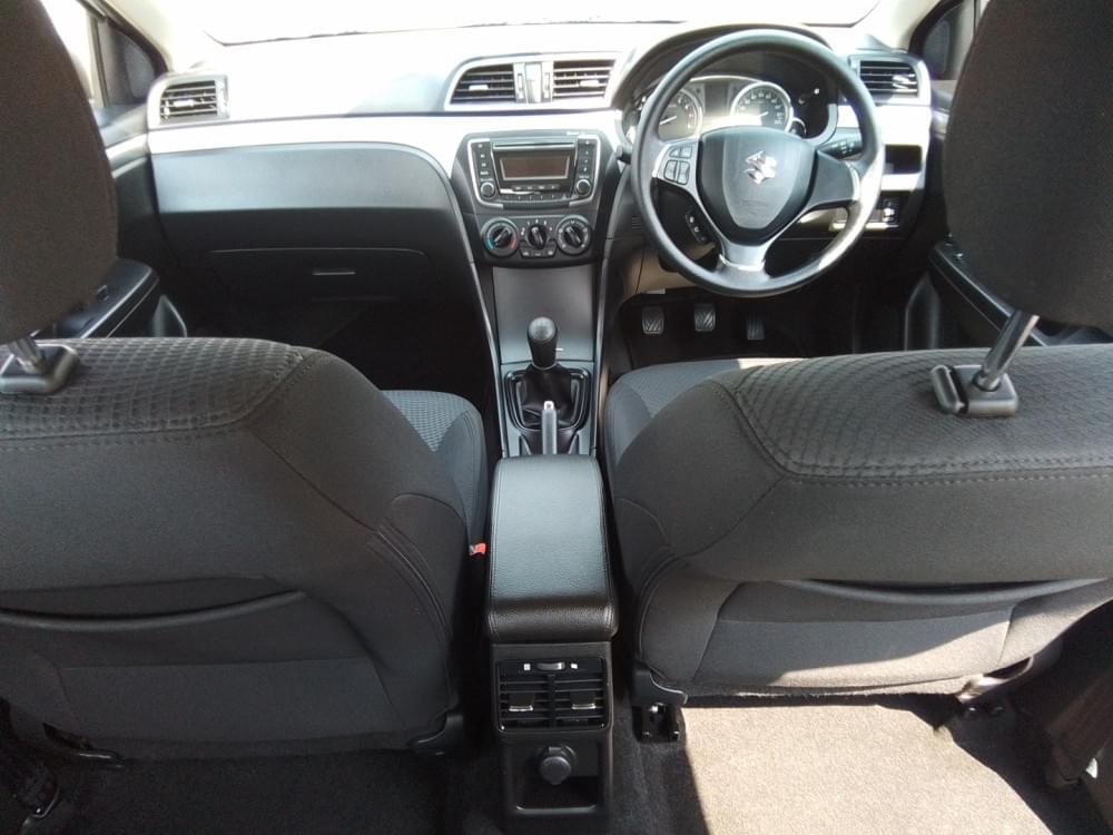 Suzuki Ciaz 1.5 Gl