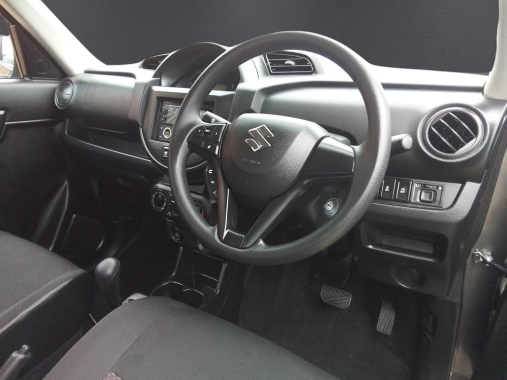 Suzuki N/A 1.0 Gl Amt