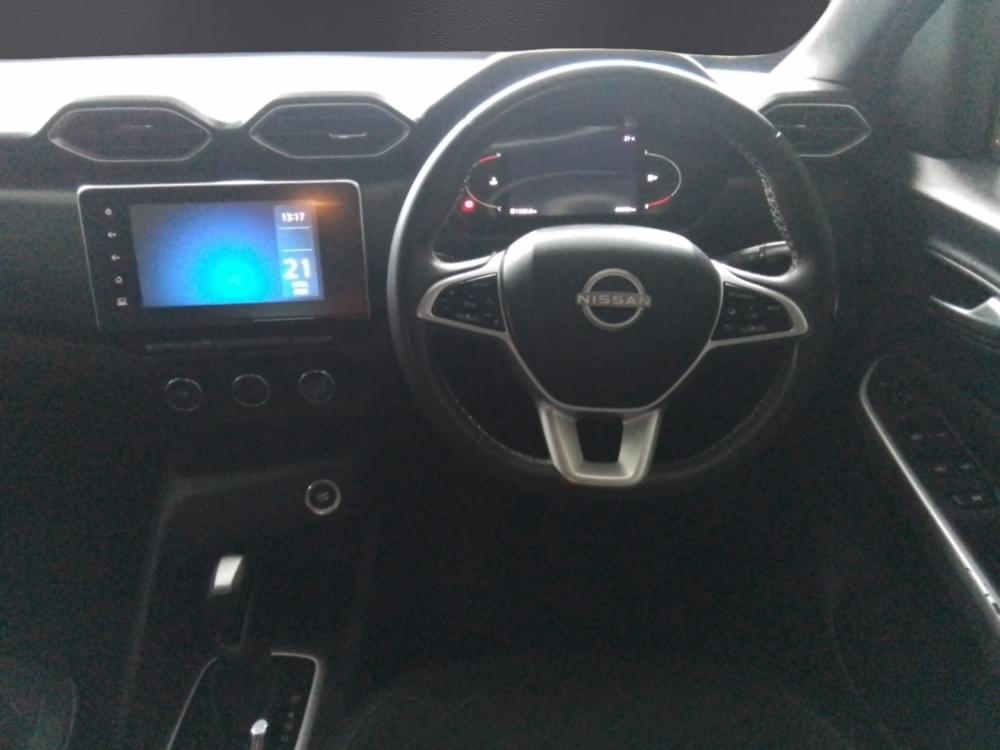 Nissan Magnite 1.0 Acenta Plus Cvt Oled