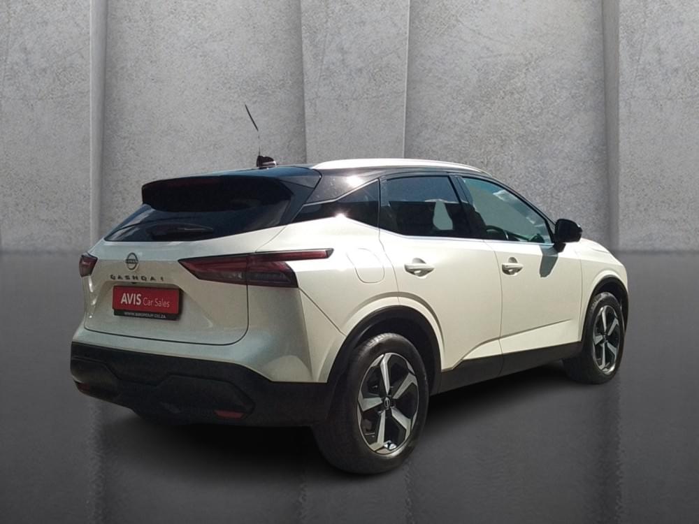 Nissan Qashqai 1.3T Acenta Xtronic 2-Tone