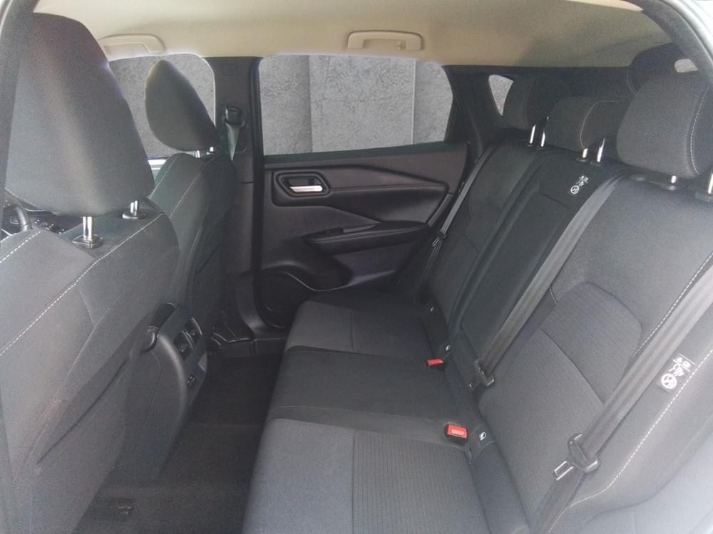 Nissan Qashqai 1.3T Acenta Xtronic 2-Tone