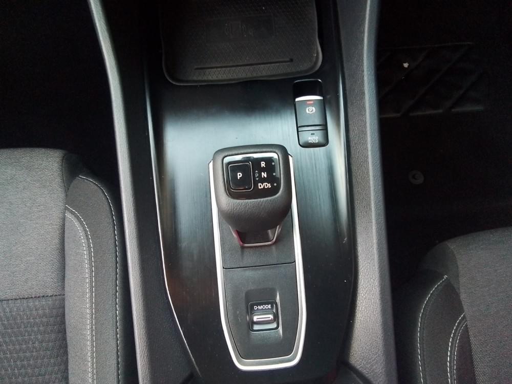 Nissan Qashqai 1.3T Acenta Xtronic 2-Tone