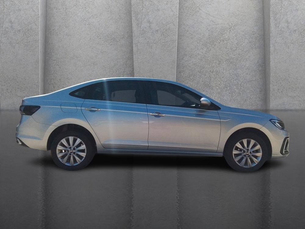 Volkswagen Polo Sedan 1.6 Life