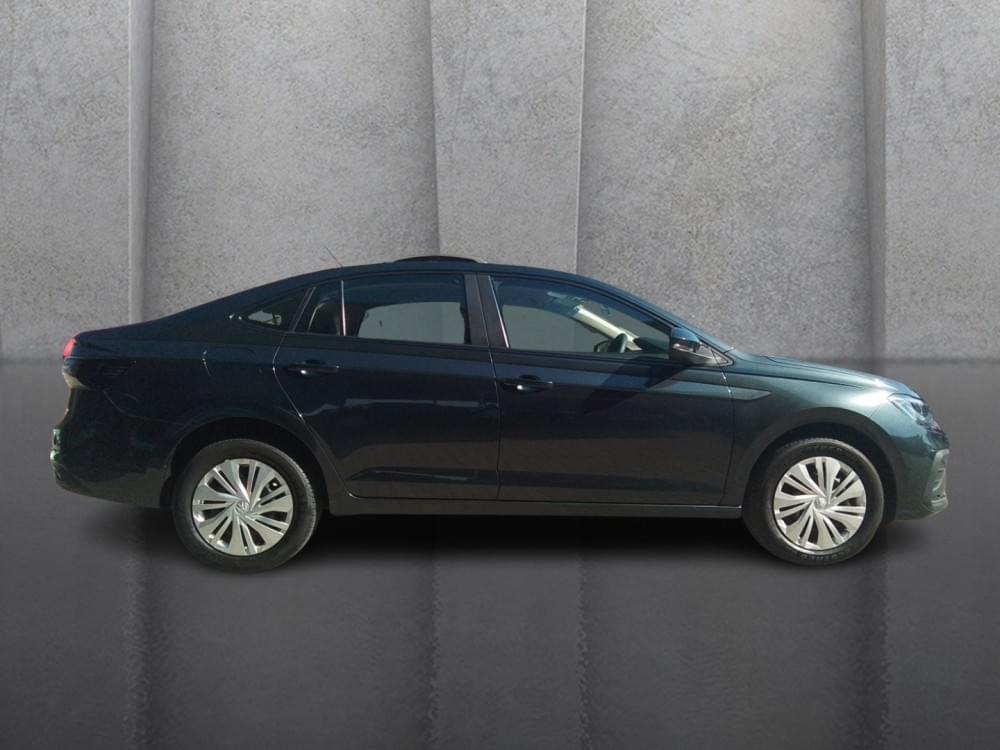 Volkswagen Polo Sedan 1.6 Base