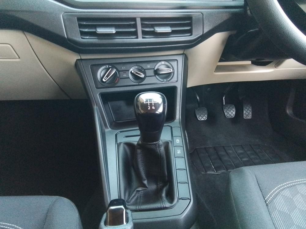 Volkswagen Polo Sedan 1.6
