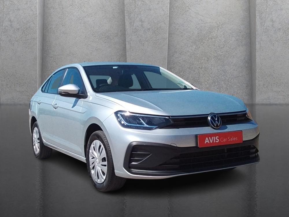 Volkswagen Polo Sedan 1.6 Base