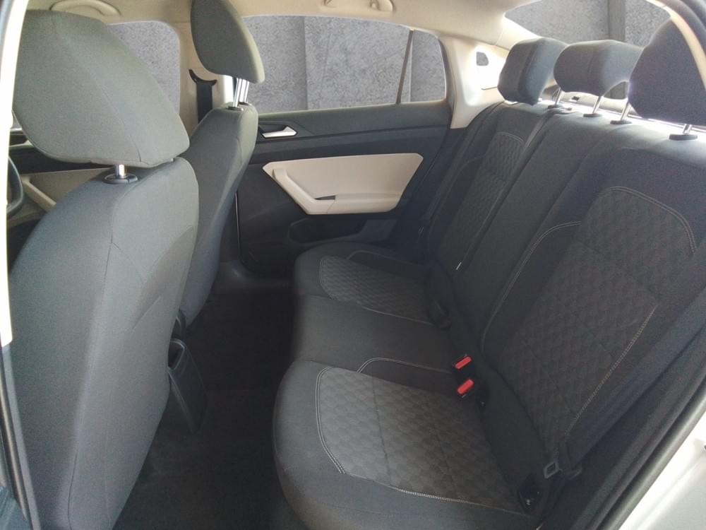 Volkswagen Polo Sedan 1.6 Base