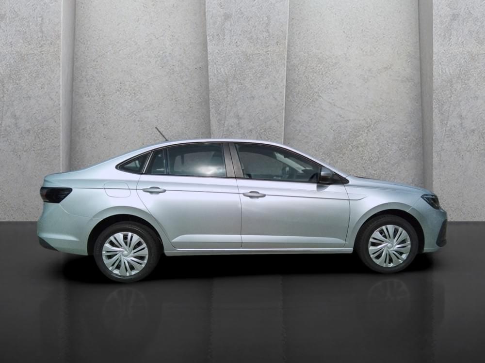 Volkswagen Polo Sedan 1.6 Base