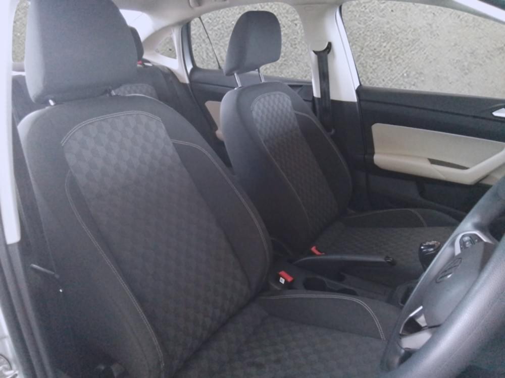 Volkswagen Polo Sedan 1.6 Base