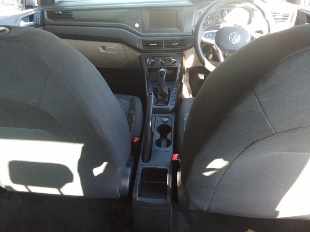 Volkswagen Polo Sedan 1.6 Tiptronic