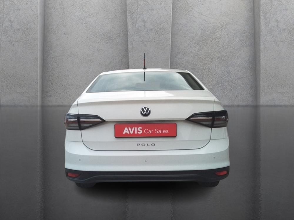 Volkswagen Polo Sedan 1.6 Base
