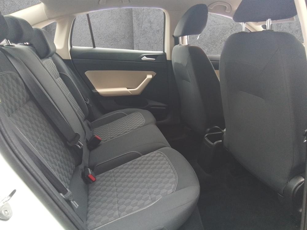 Volkswagen Polo Sedan 1.6 Base
