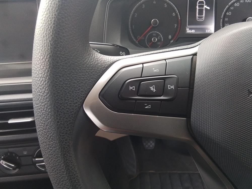 Volkswagen Polo Sedan 1.6 Base