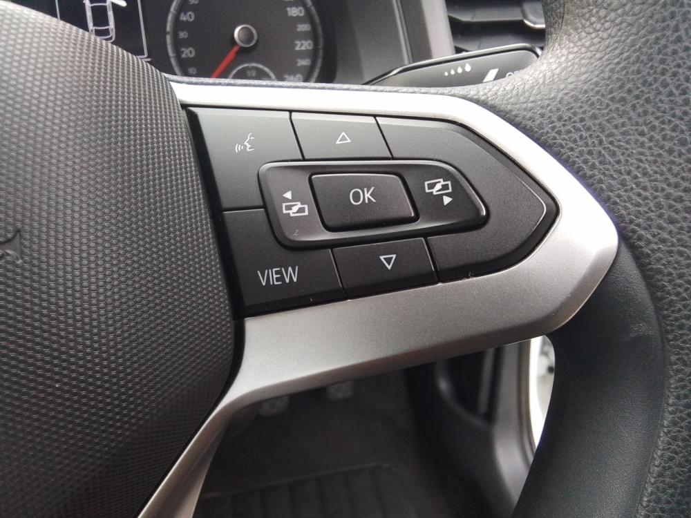 Volkswagen Polo Sedan 1.6 Base