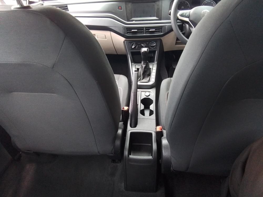Volkswagen Polo Sedan 1.6 Base