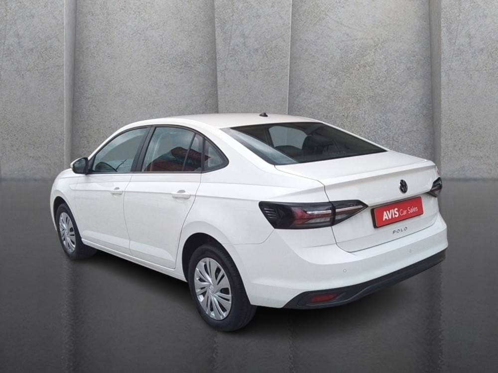 Volkswagen Polo Sedan 1.6 Base