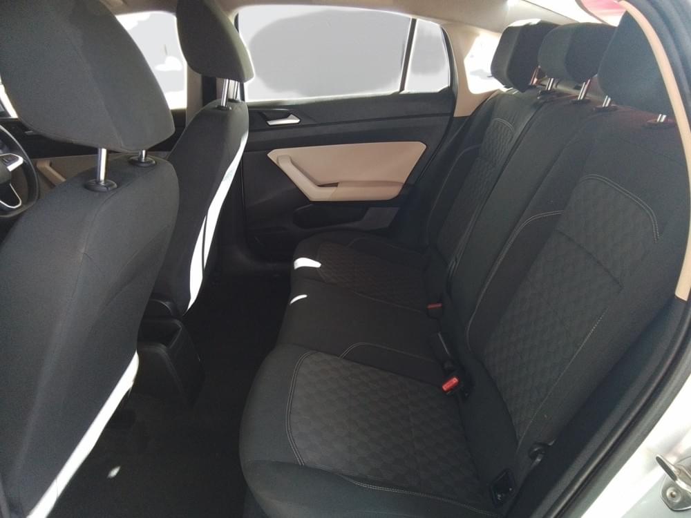 Volkswagen Polo Sedan 1.6 Base