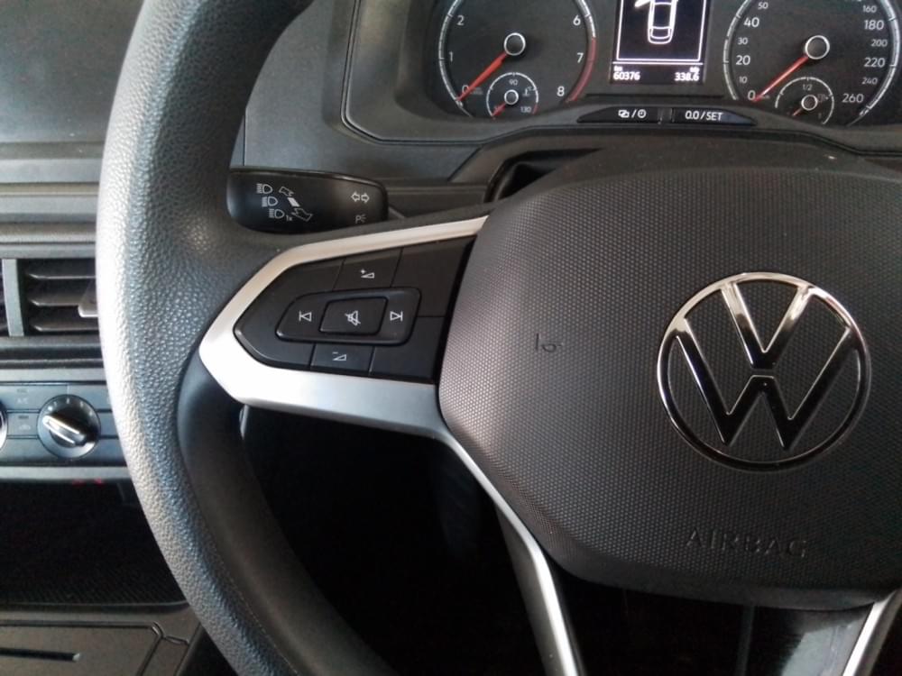 Volkswagen Polo Sedan 1.6 Base