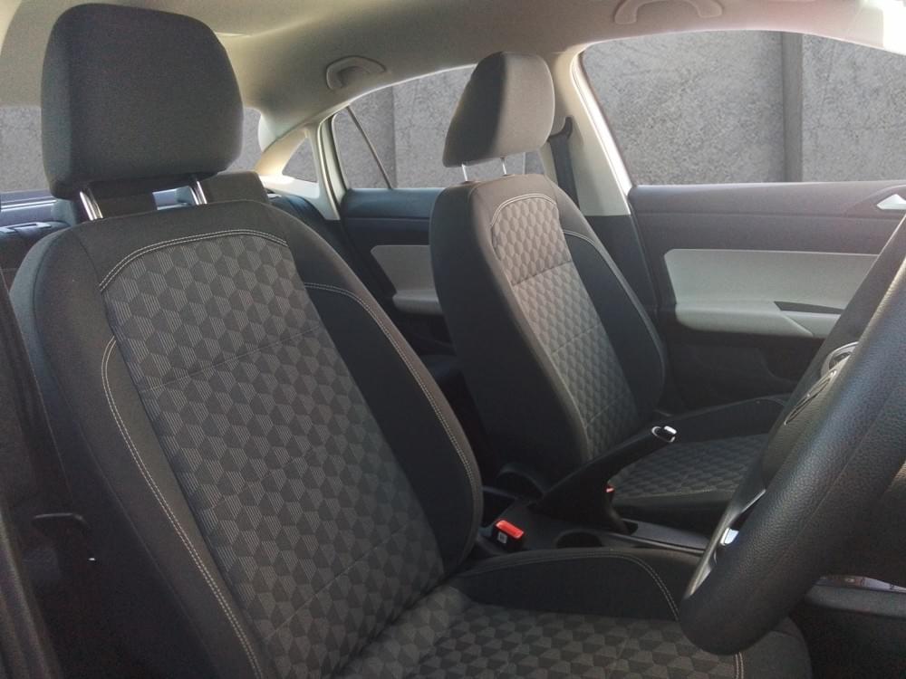 Volkswagen Polo Sedan 1.6 Tiptronic